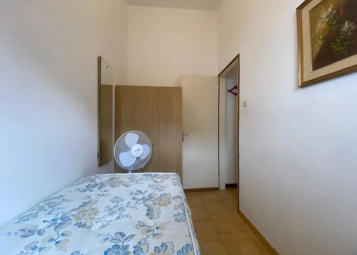 Via Gozzi * Τζεσόλο Λίντο