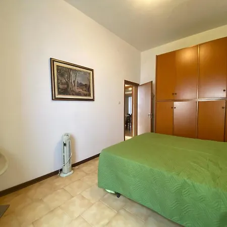 Via Gozzi Apartamento